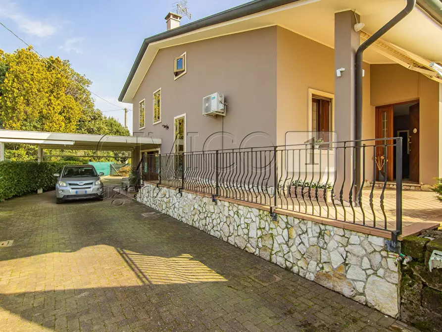 Immagine 2 di Casa bifamiliare in vendita  in Via Ponte 88 a Barbarano Mossano