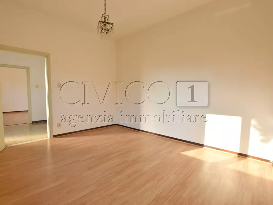 Immagine 5 di Villa in vendita  a Padova