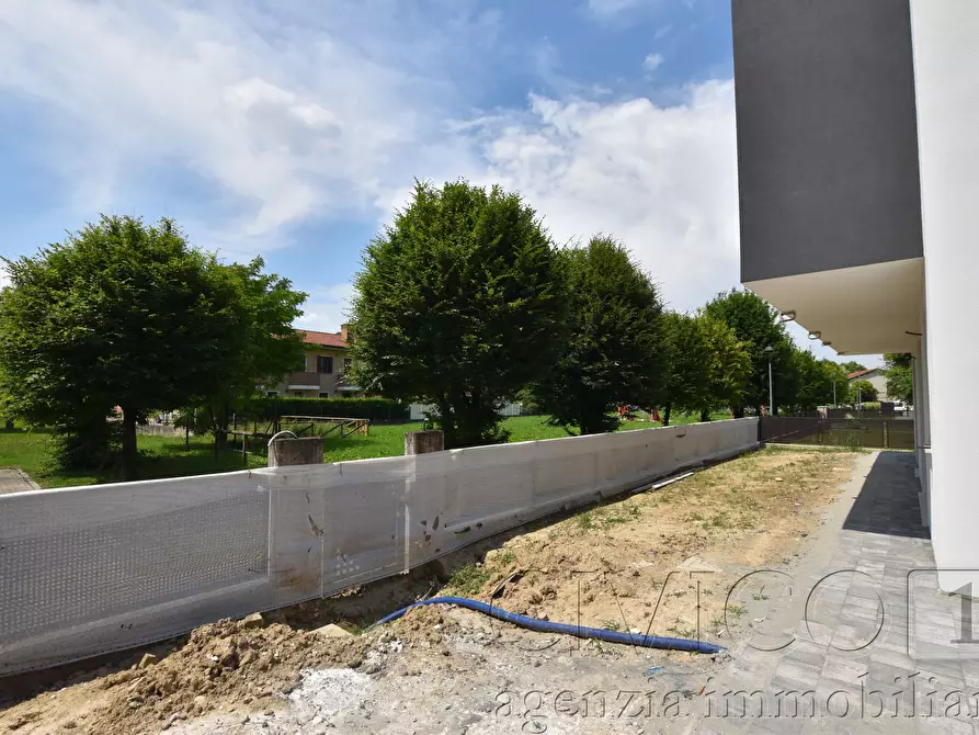 Immagine 8 di Casa trifamiliare in vendita  in Via de' Menabuoi a Curtarolo