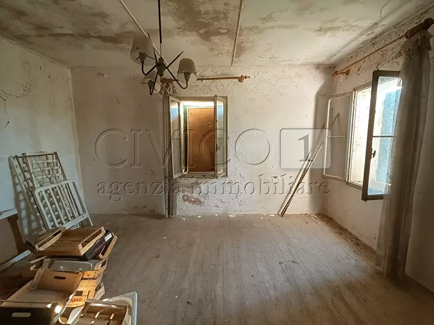 Immagine 13 di Rustico / casale in vendita  in Via Giuseppe Verdi 58 a Rovolon