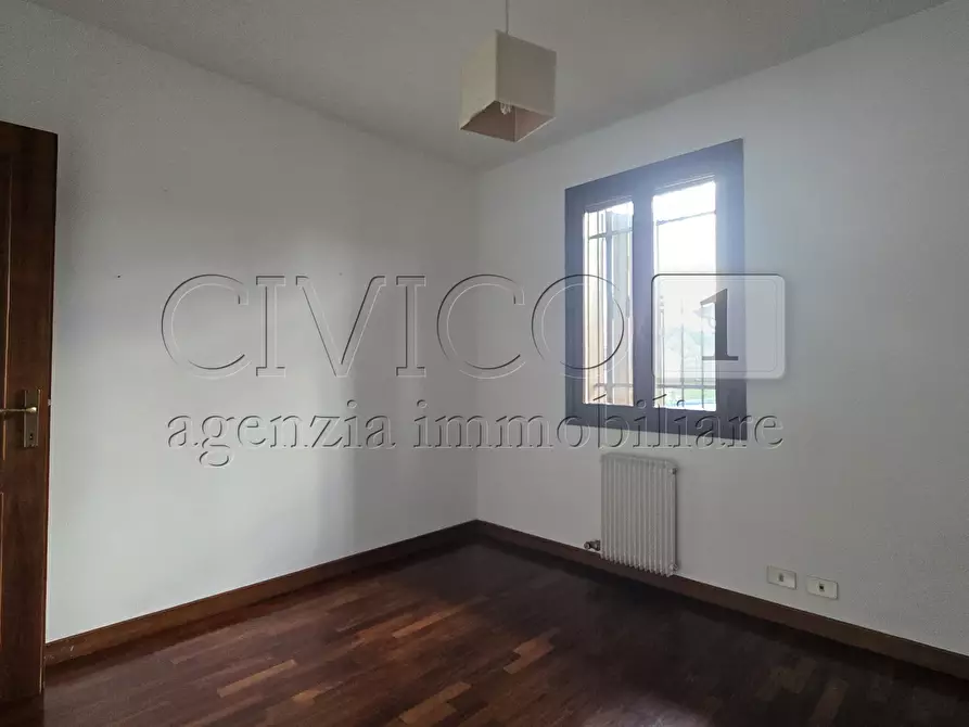 Immagine 23 di Casa bifamiliare in vendita  in via dei Fanti 154 a Torri Di Quartesolo