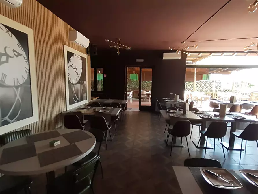 Immagine 16 di Bar / Ristorante in vendita  in statale 32 a Pombia