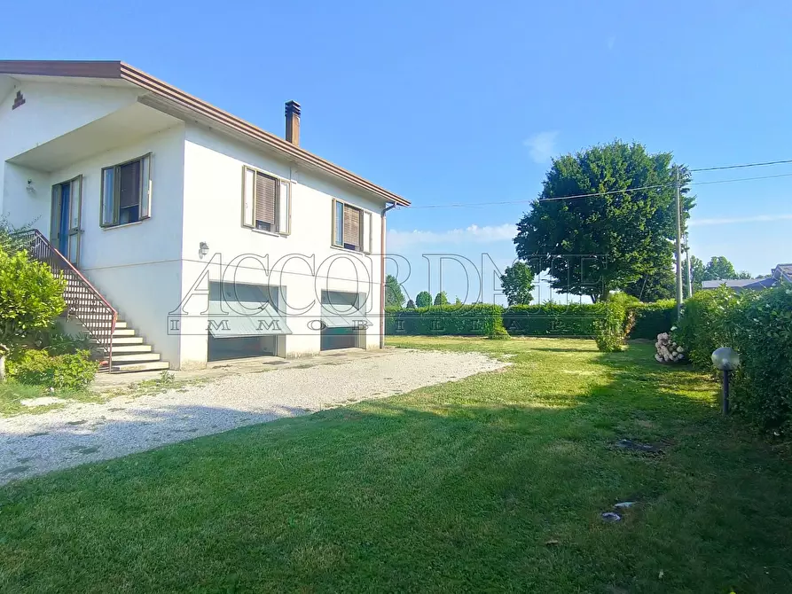 Immagine 5 di Casa bifamiliare in vendita  a Rubano