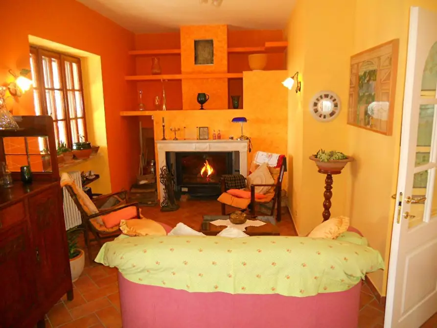 Immagine 30 di Villa in vendita  in VIA MONTECARBOLI 25 a Fosdinovo