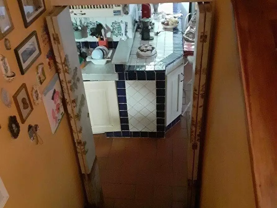 Immagine 8 di Casa semindipendente in vendita  in Viale XX Settembre 207C a Carrara