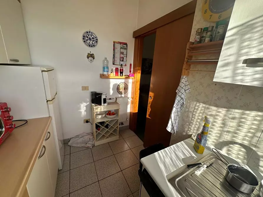 Immagine 9 di Appartamento in vendita  in Viale Litoraneo a Sarzana