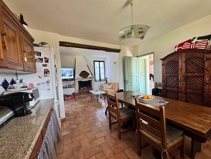 Immagine 6 di Villa in vendita  in ISOLA a Ortonovo