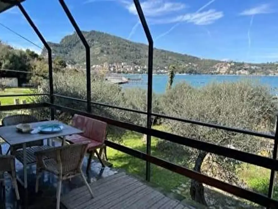 Immagine 9 di Villa in vendita  in Via Cavour 42 a Portovenere