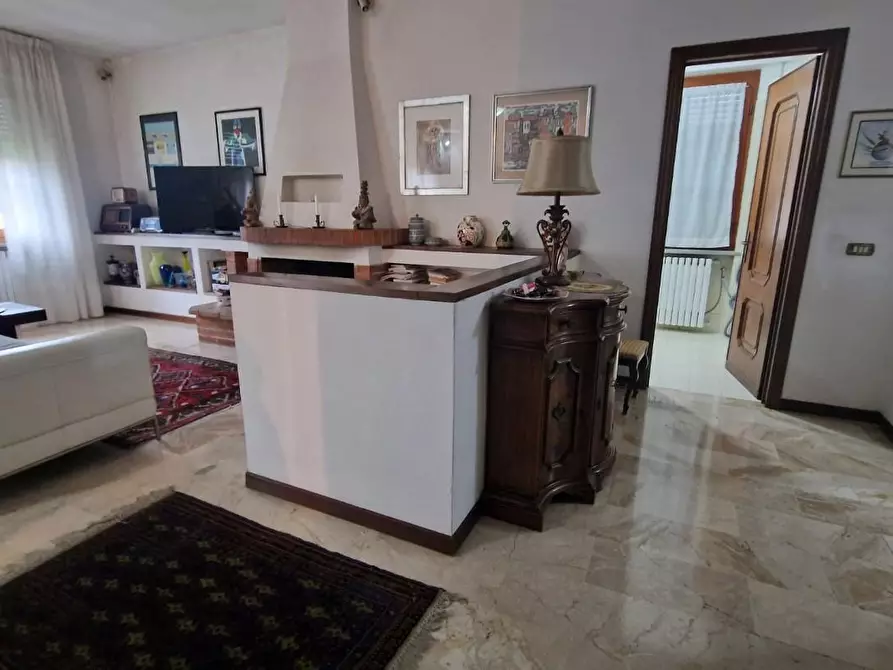 Immagine 10 di Casa bifamiliare in vendita  in Via Interna Sarzanello 252 a Sarzana