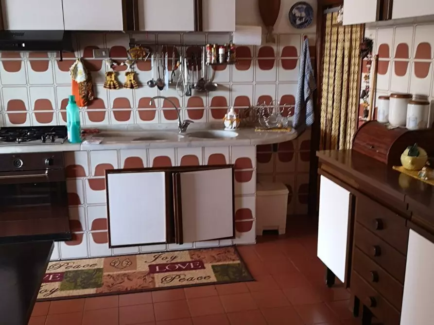 Immagine 36 di Casa semindipendente in vendita  in Via per Nicola 24 a Ortonovo