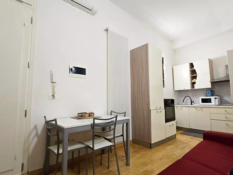 Immagine 4 di Bilocale in affitto  a Bologna