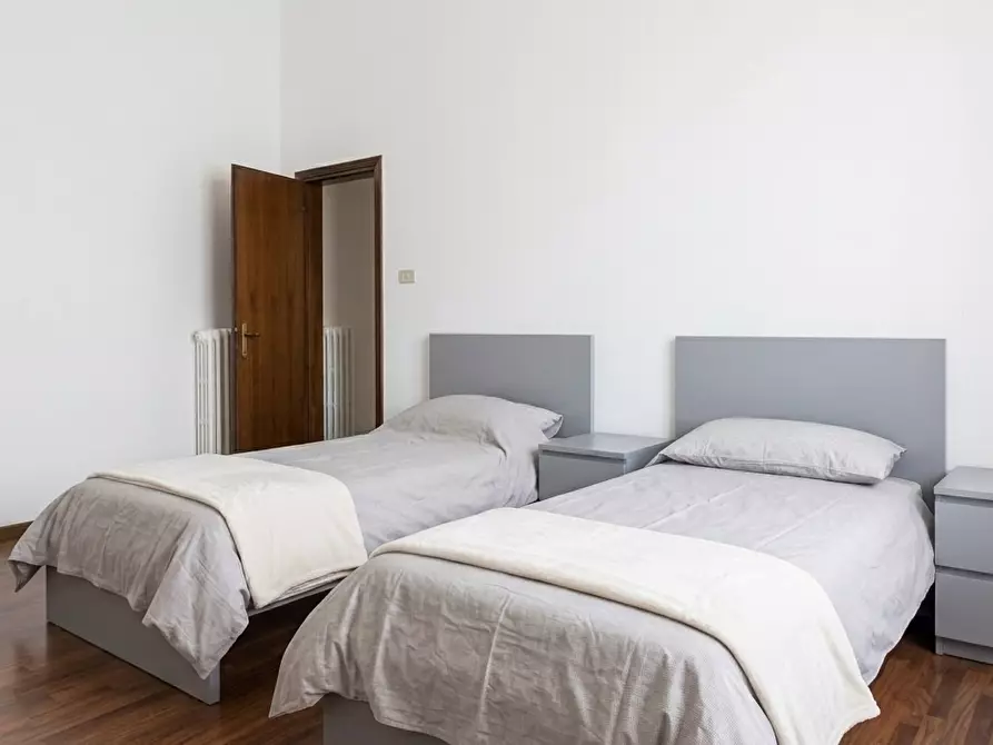 Immagine 7 di Trilocale in affitto  a Bologna