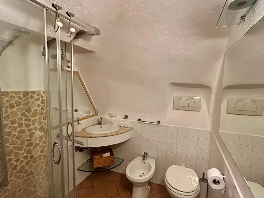 Immagine 9 di Appartamento in vendita  in centro storico a San Felice Circeo