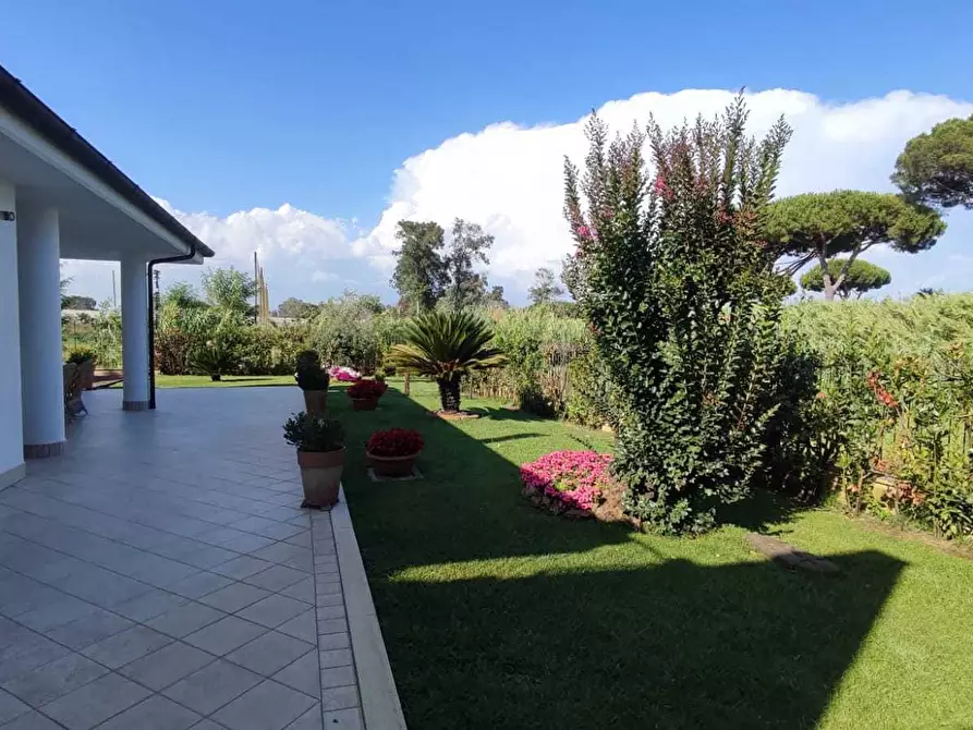 Immagine 4 di Villetta a schiera in vendita  in Viale Regina Elena 64 a San Felice Circeo