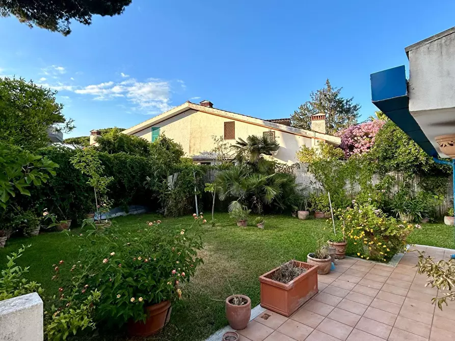 Immagine 5 di Casa bifamiliare in vendita  in Via Terracina 156 a San Felice Circeo