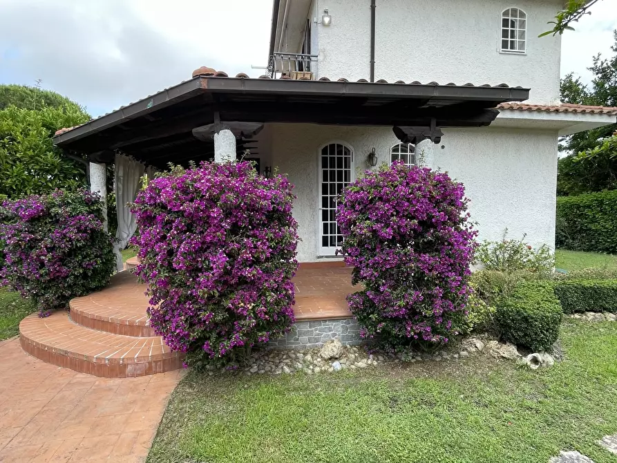 Immagine 11 di Villa in vendita  in via terracina 120 a San Felice Circeo