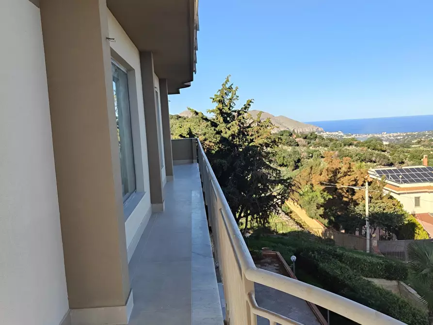 Immagine 2 di Pentalocale in vendita  a Palermo