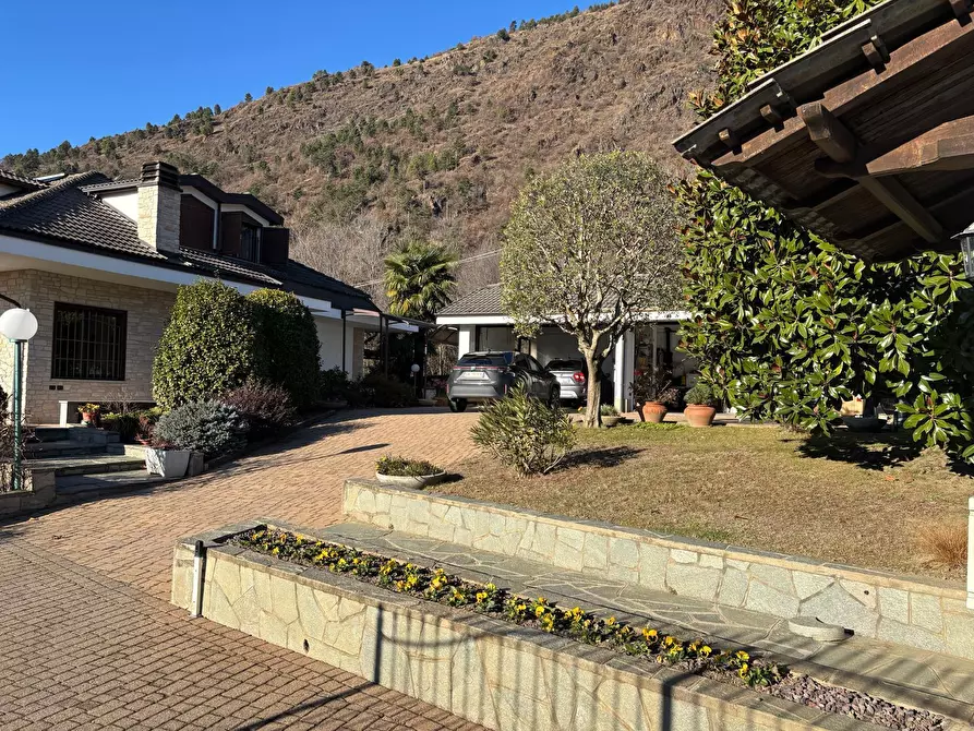 Immagine 11 di Villa in vendita  in Via Alessandro Manzoni 8 a Piossasco