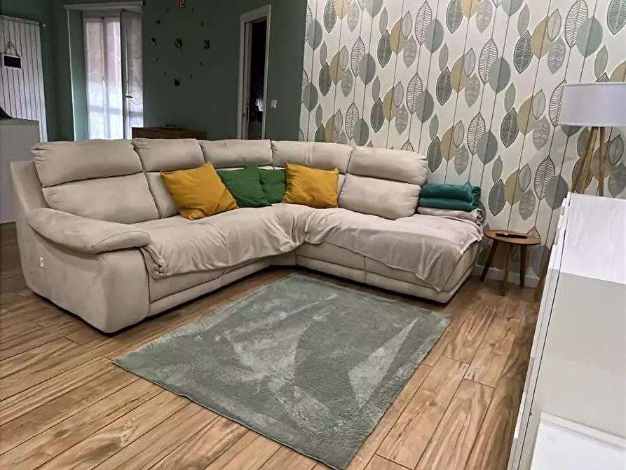 Immagine 30 di Quadrilocale in vendita  in Piazza Kennedy 17 a Beinasco