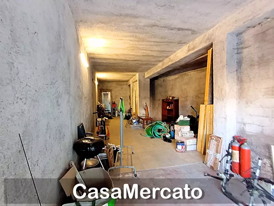 Immagine 5 di Garage in vendita  a Rocca Di Papa