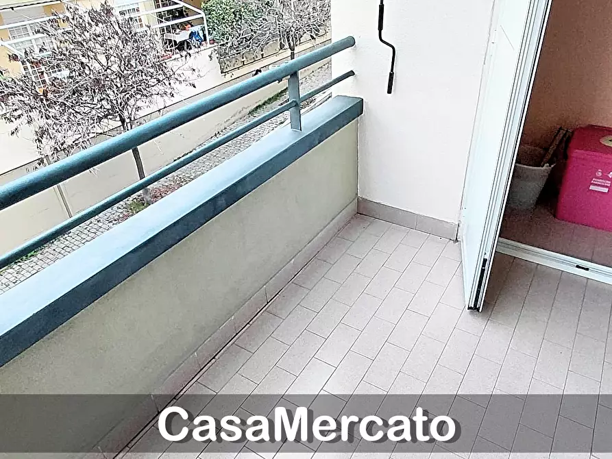 Immagine 27 di Quadrilocale in vendita  in Viale Spagna a Albano Laziale