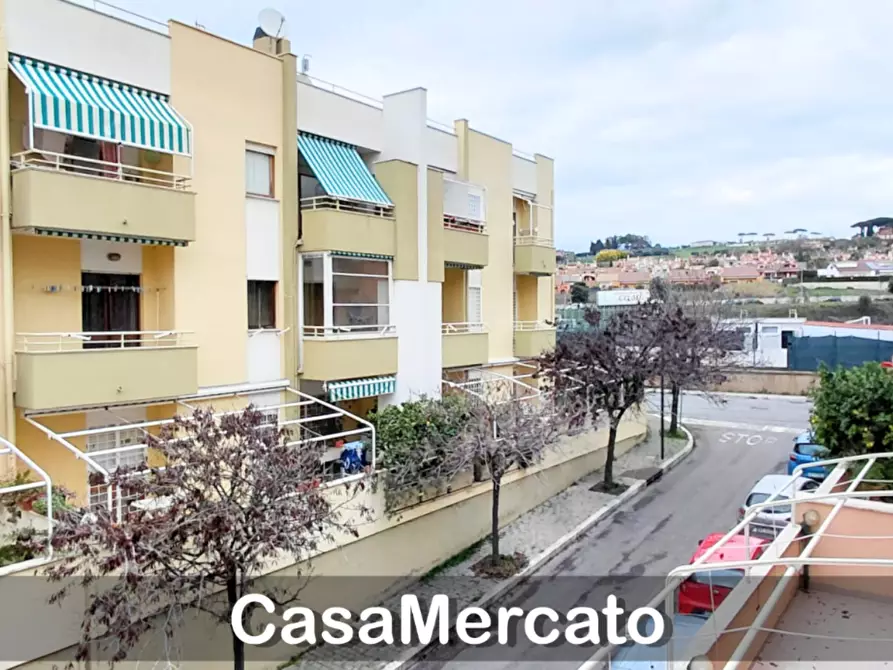 Immagine 38 di Quadrilocale in vendita  in Viale Spagna a Albano Laziale