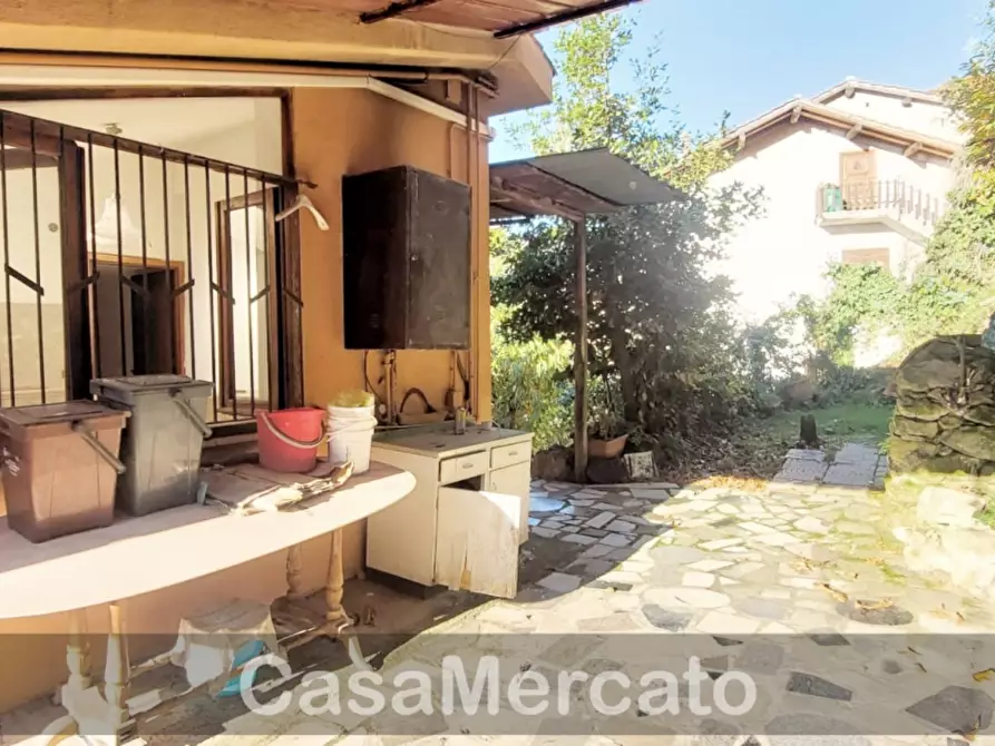 Immagine 10 di Trilocale in vendita  in via Palazzolo a Rocca Di Papa