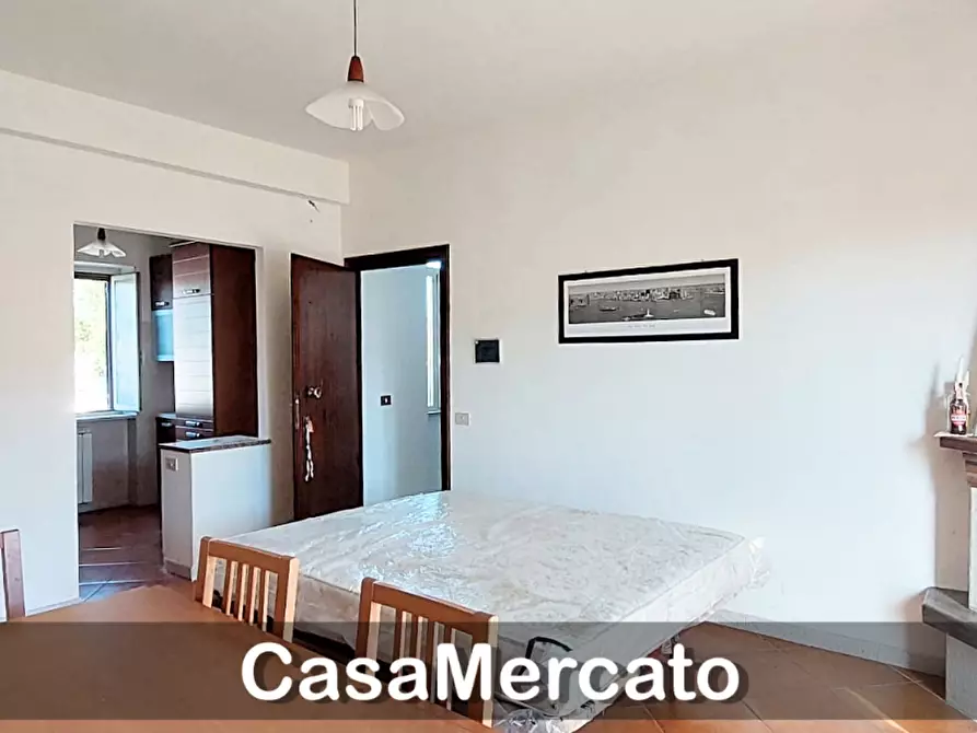 Immagine 5 di Trilocale in vendita  in Via Calabria a Rocca Di Papa