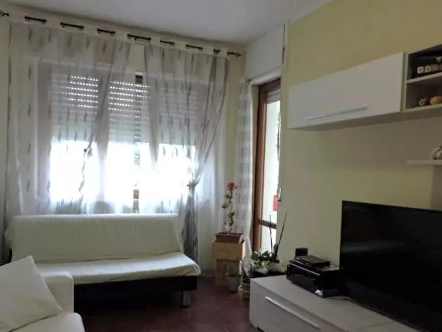 Immagine 1 di Appartamento in vendita  a Alba Adriatica