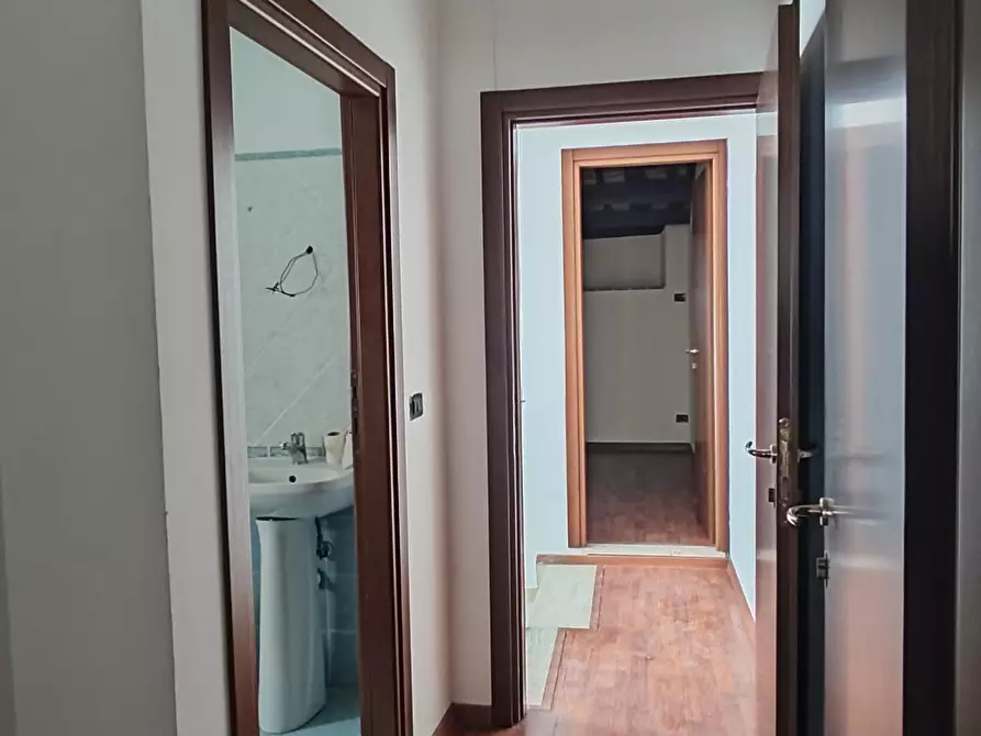 Immagine 14 di Casa indipendente in vendita  a Ascoli Piceno