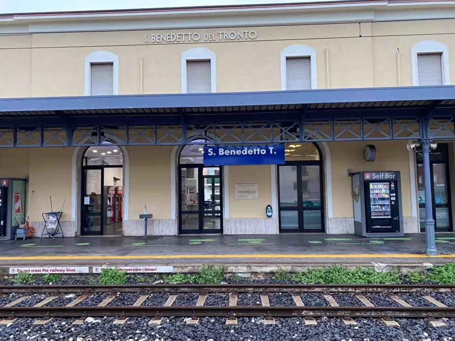 Immagine 6 di Terreno industriale in affitto  a San Benedetto Del Tronto