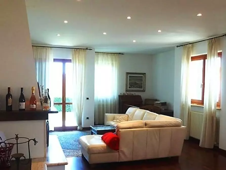 Immagine 12 di Casa indipendente in vendita  a San Benedetto Del Tronto