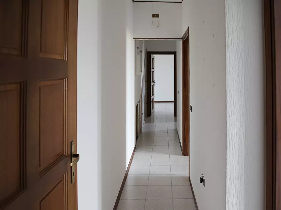 Immagine 7 di Pentalocale in vendita  in via kennedy a San Fele