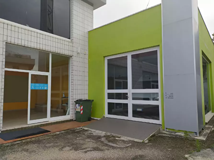 Immagine 41 di Capannone industriale in vendita  a Acquaviva Picena