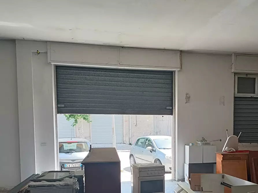 Immagine 16 di Locale commerciale in vendita  a Alba Adriatica