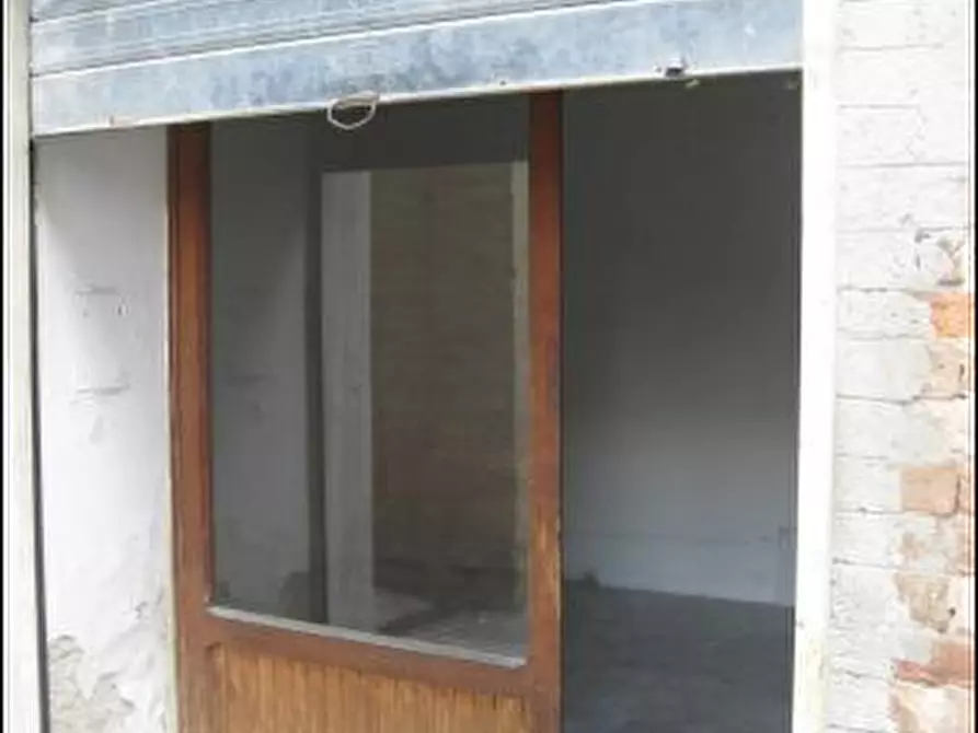 Immagine 11 di Casa indipendente in vendita  a Montefiore Dell'aso