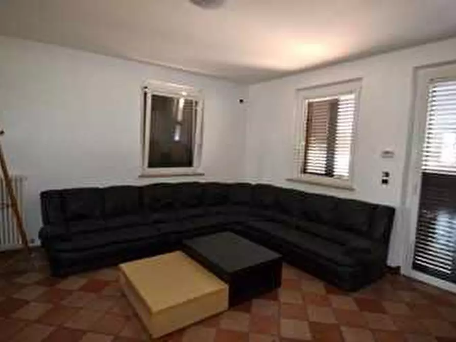 Immagine 14 di Locale commerciale in affitto  a San Benedetto Del Tronto