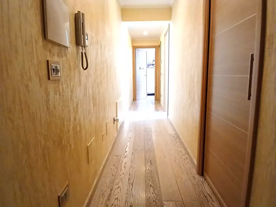 Immagine 33 di Casa indipendente in vendita  a San Benedetto Del Tronto