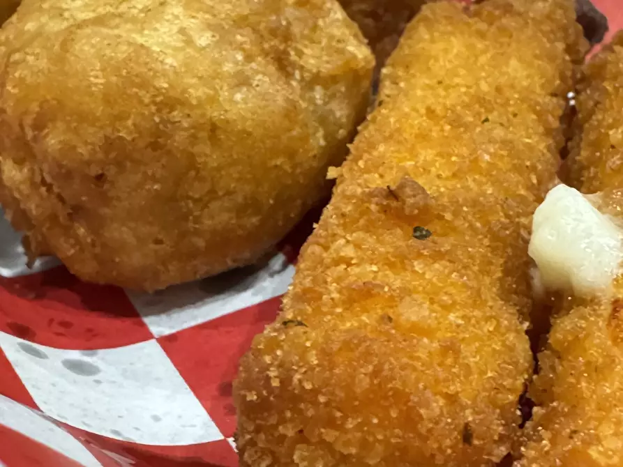 Immagine 5 di Bar / Ristorante in vendita  a Chioggia