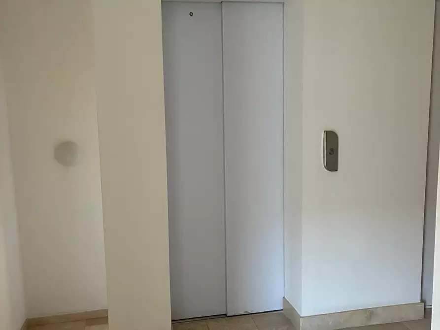 Immagine 20 di Appartamento in vendita  a Ripatransone