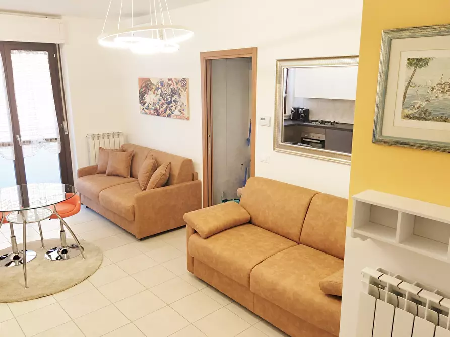 Immagine 5 di Appartamento in vendita  in Via Falcone e Borsellino 10 a Pedaso