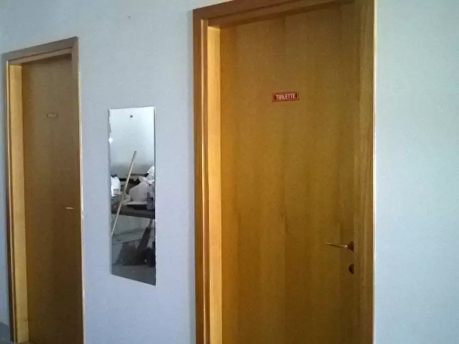 Immagine 12 di Capannone industriale in vendita  a Monteprandone