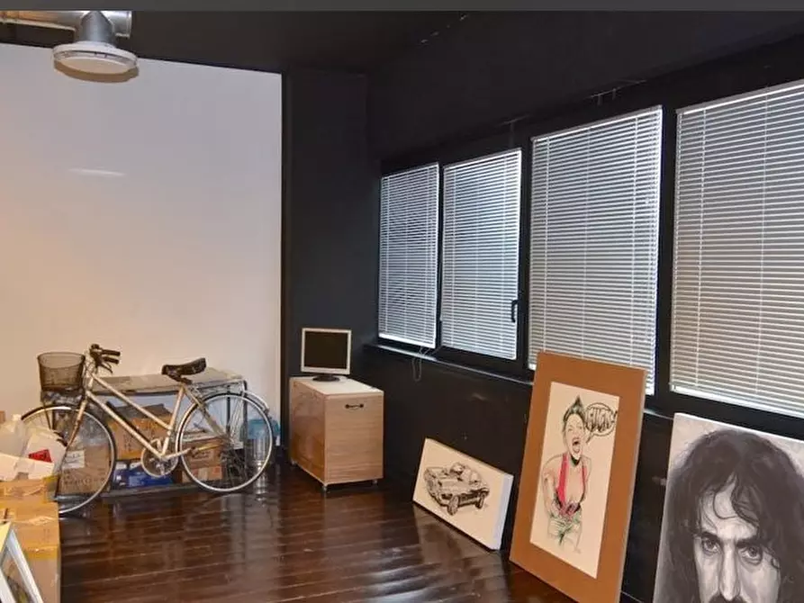 Immagine 10 di Laboratorio in vendita  a San Benedetto Del Tronto