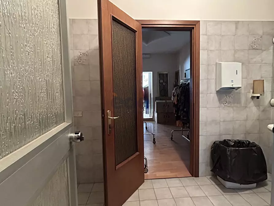 Immagine 55 di Ufficio in affitto  in Via Vittorio Bottego 49 a Modena