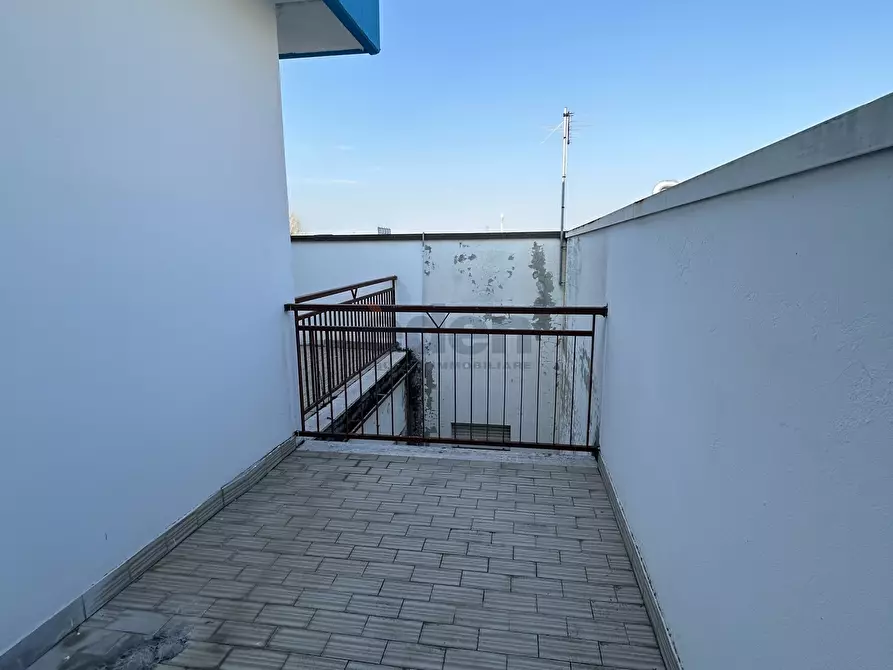 Immagine 24 di Ufficio in affitto  in Via Vittorio Bottego 49 a Modena