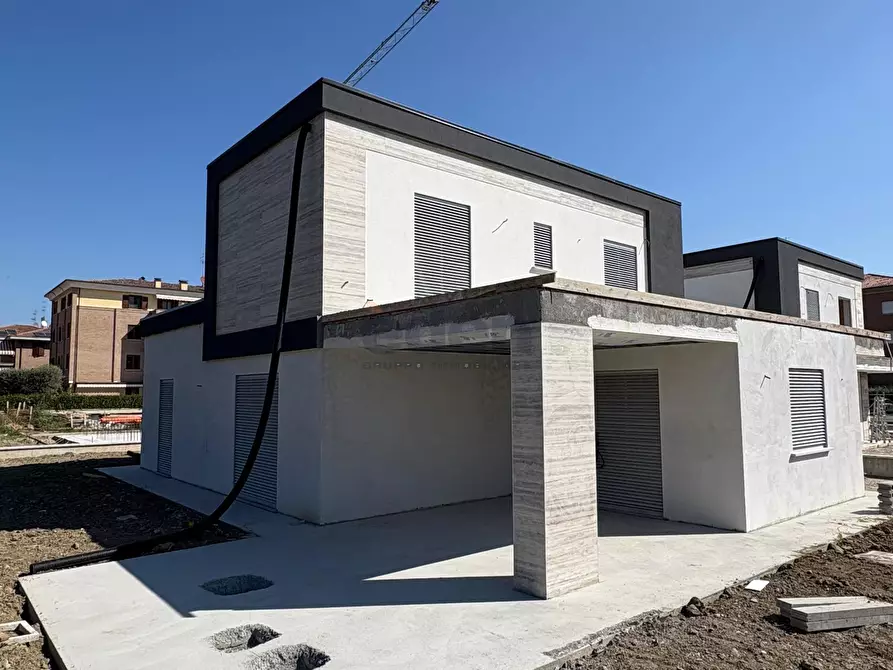 Immagine 1 di Villa in vendita  in Via Pietro Melecchi SNC a Castelfranco Emilia