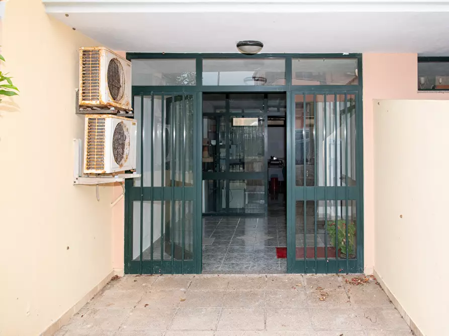 Immagine 3 di Ufficio in vendita  a Sinnai