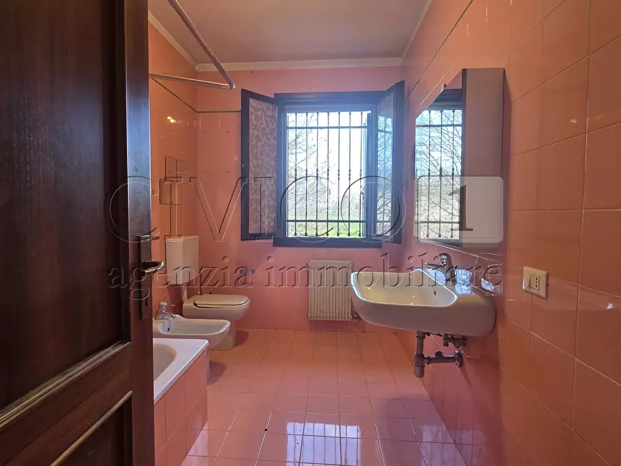 Immagine 25 di Casa bifamiliare in vendita  in via dei Fanti 154 a Torri Di Quartesolo