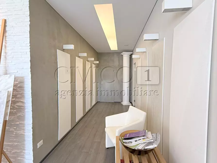 Immagine 3 di Laboratorio in affitto  in Strada Padana verso Padova 114 a Vicenza