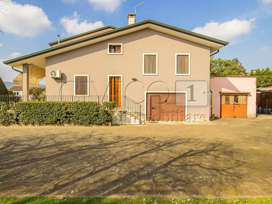 Immagine 5 di Casa bifamiliare in vendita  in Via Ponte 88 a Barbarano Mossano